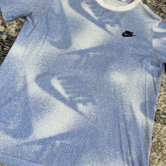 Boys Nike Tee - Picture 2 of 5
